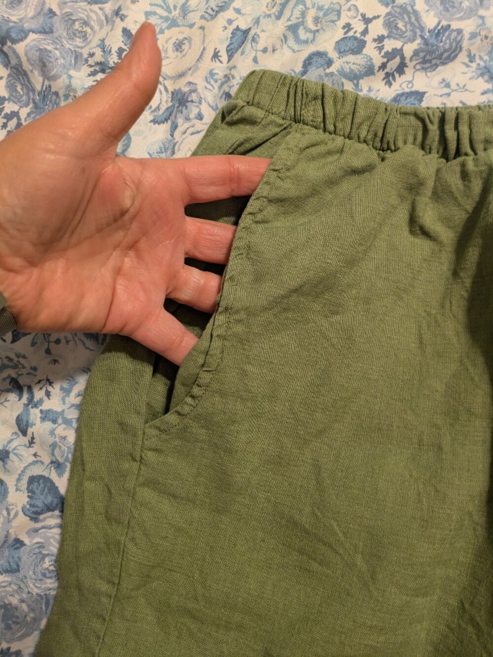 Flax Olive/Sage Green Women's Flat Front Linen Shorts - Picture 2 of 7